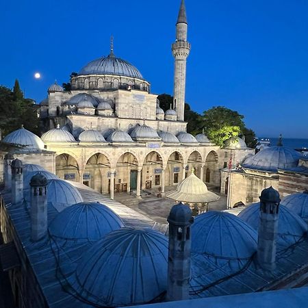 Nur Home Deniz Manzarali Istanboel Buitenkant foto