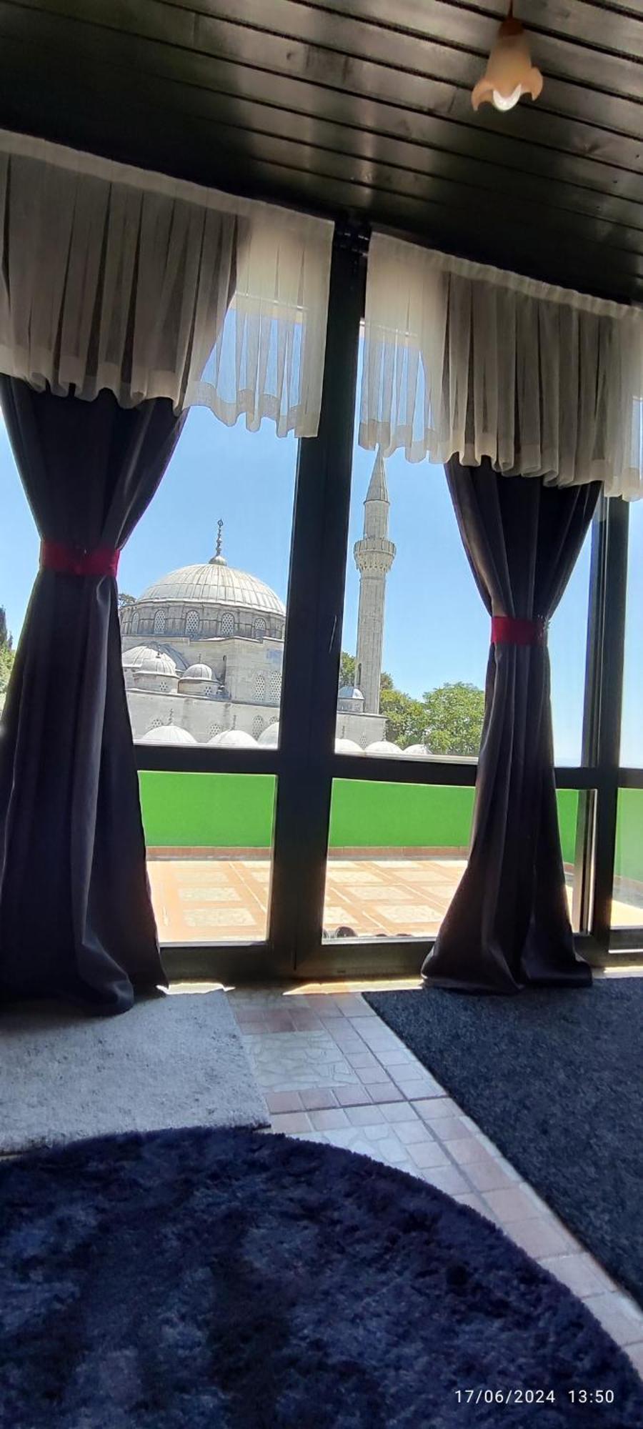 Nur Home Deniz Manzarali Istanboel Buitenkant foto